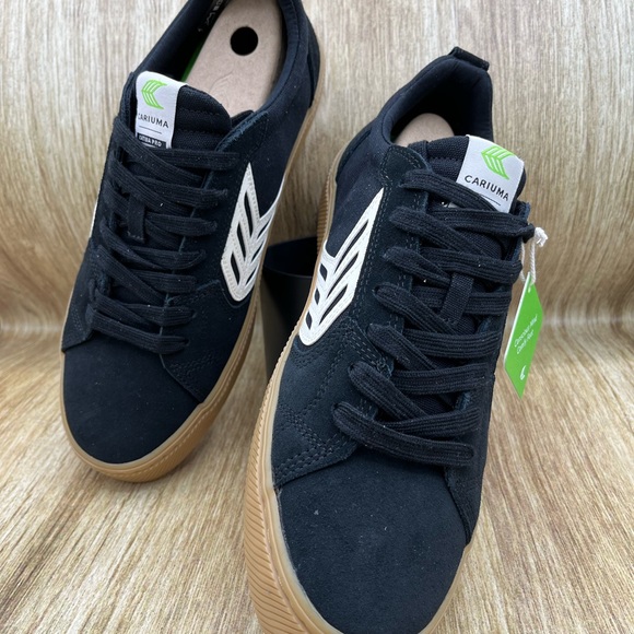 Cariuma Catiba Pro Low Black Gum Ivory Shoes - Picture 7 of 16